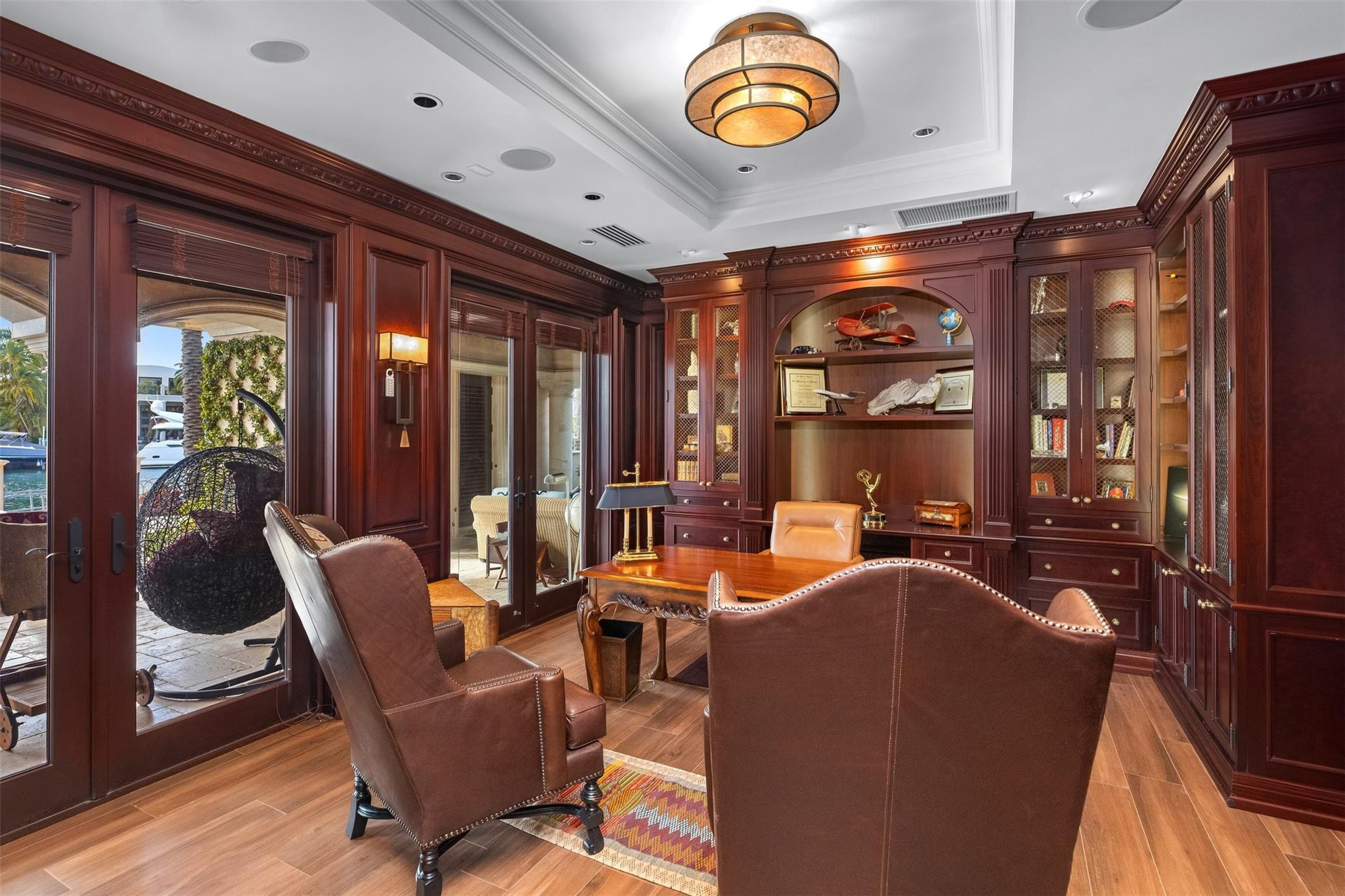 DEL LAGO ISLE - Residential