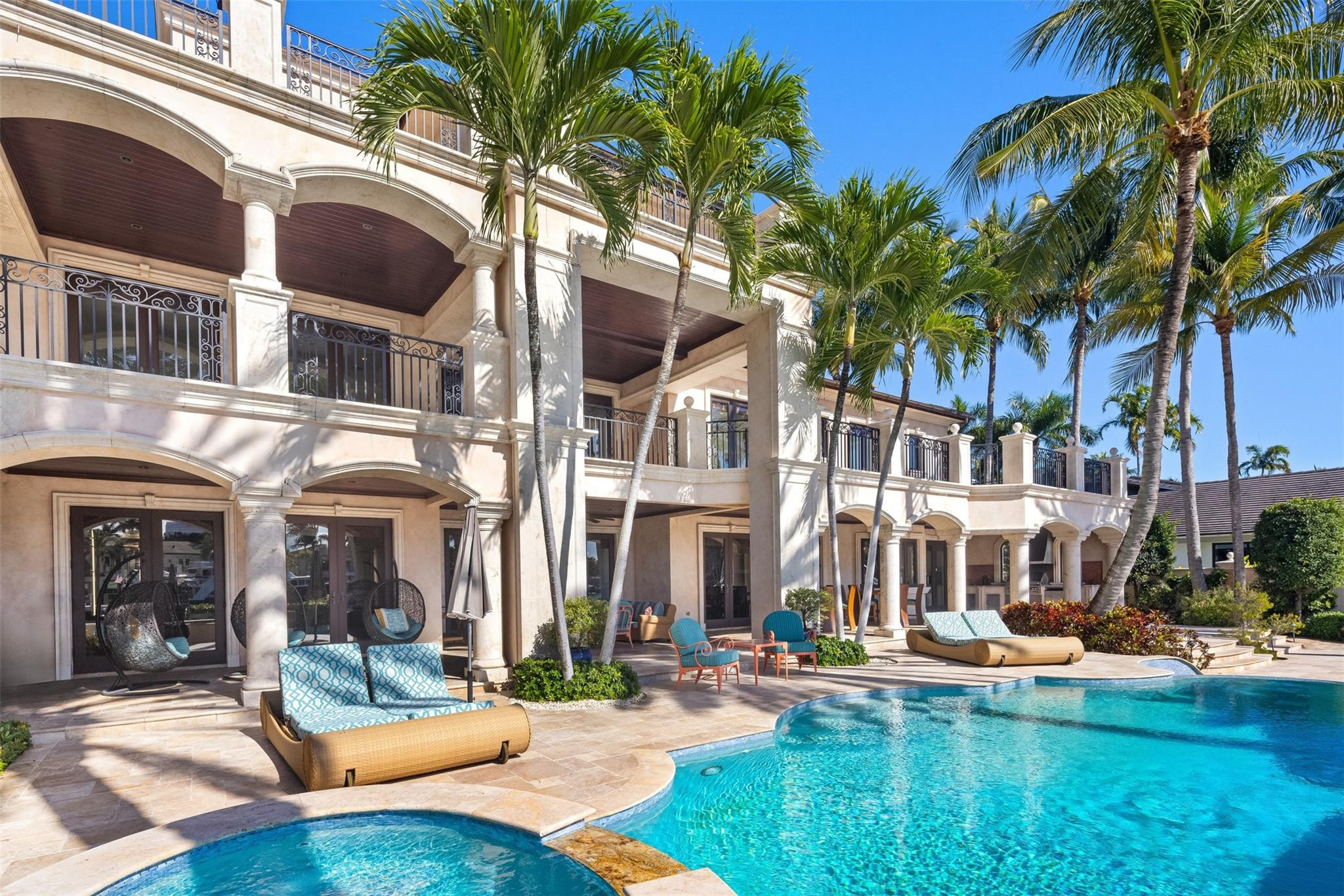 DEL LAGO ISLE - Residential