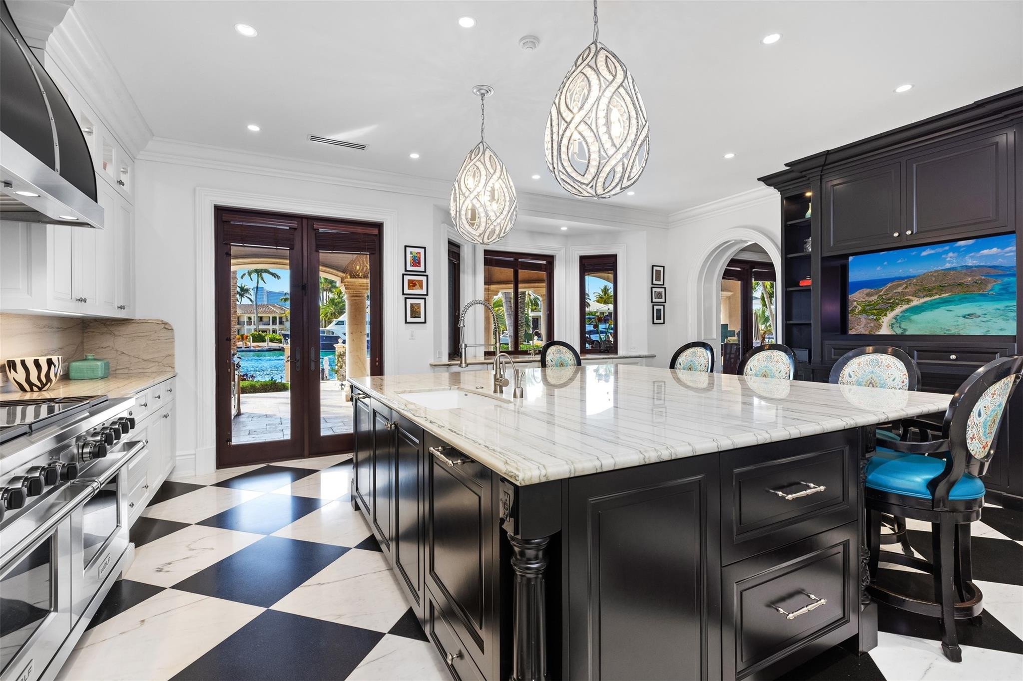 DEL LAGO ISLE - Residential
