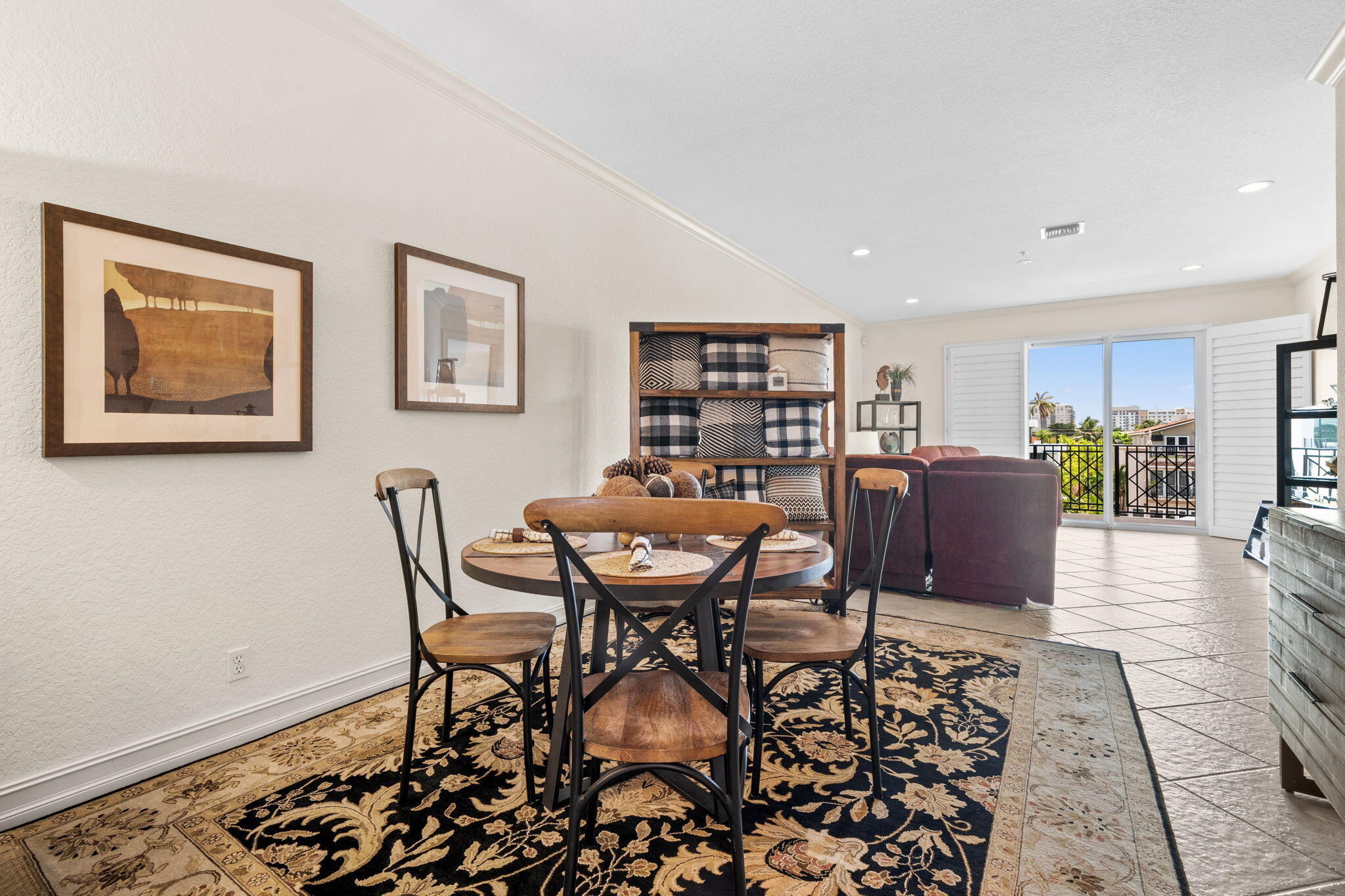Rio Villas of Coral Ridge - Residential