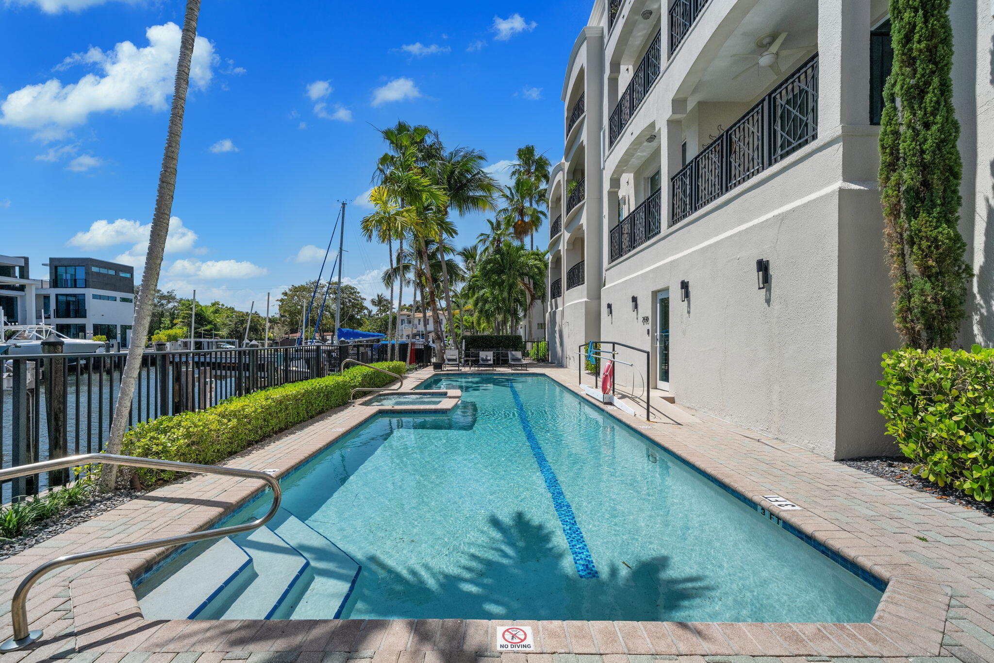 Rio Villas of Coral Ridge - Residential