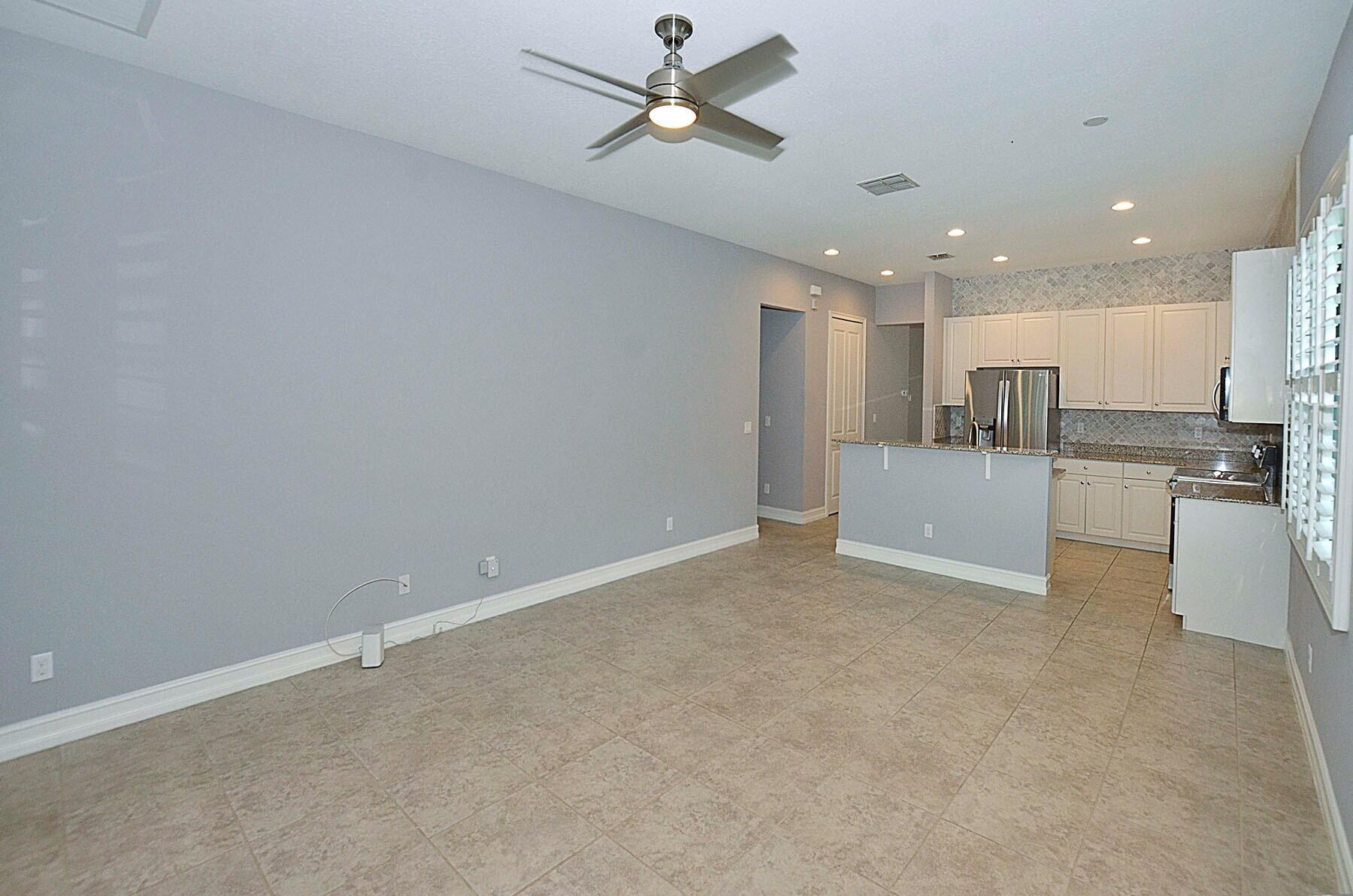 VEROLAGO PHASE 4 - Residential