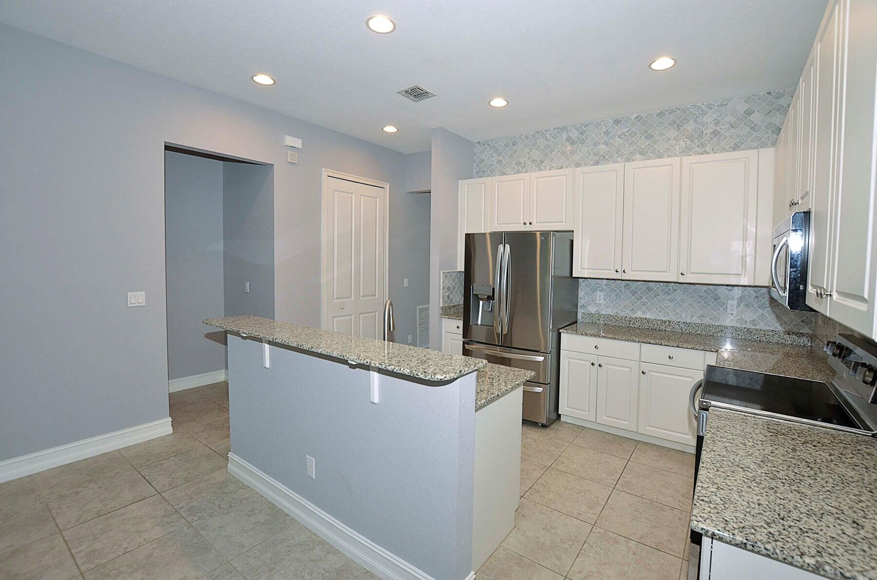 VEROLAGO PHASE 4 - Residential