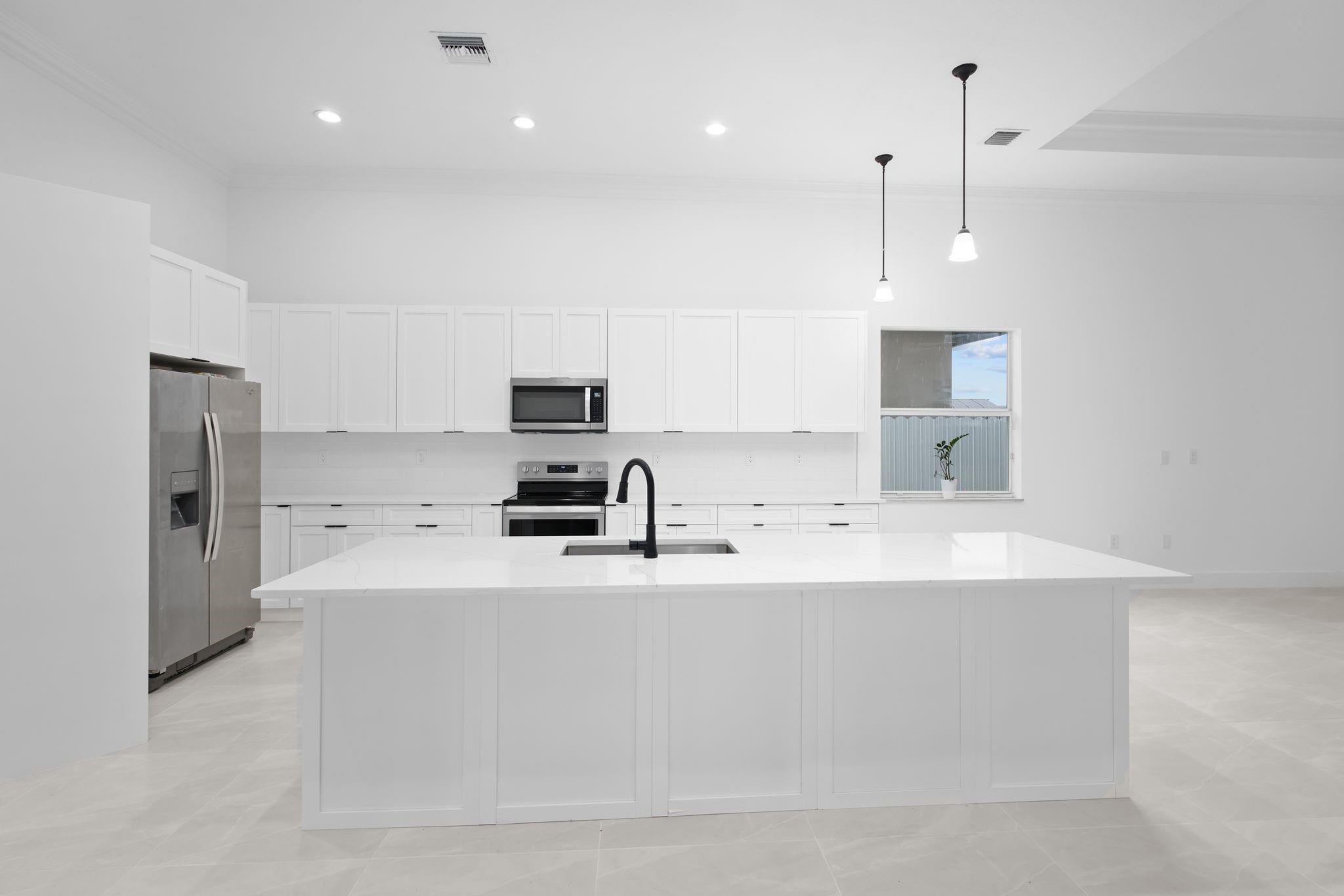 Photo 9 of 31 of 29681 SW 165th Ct house