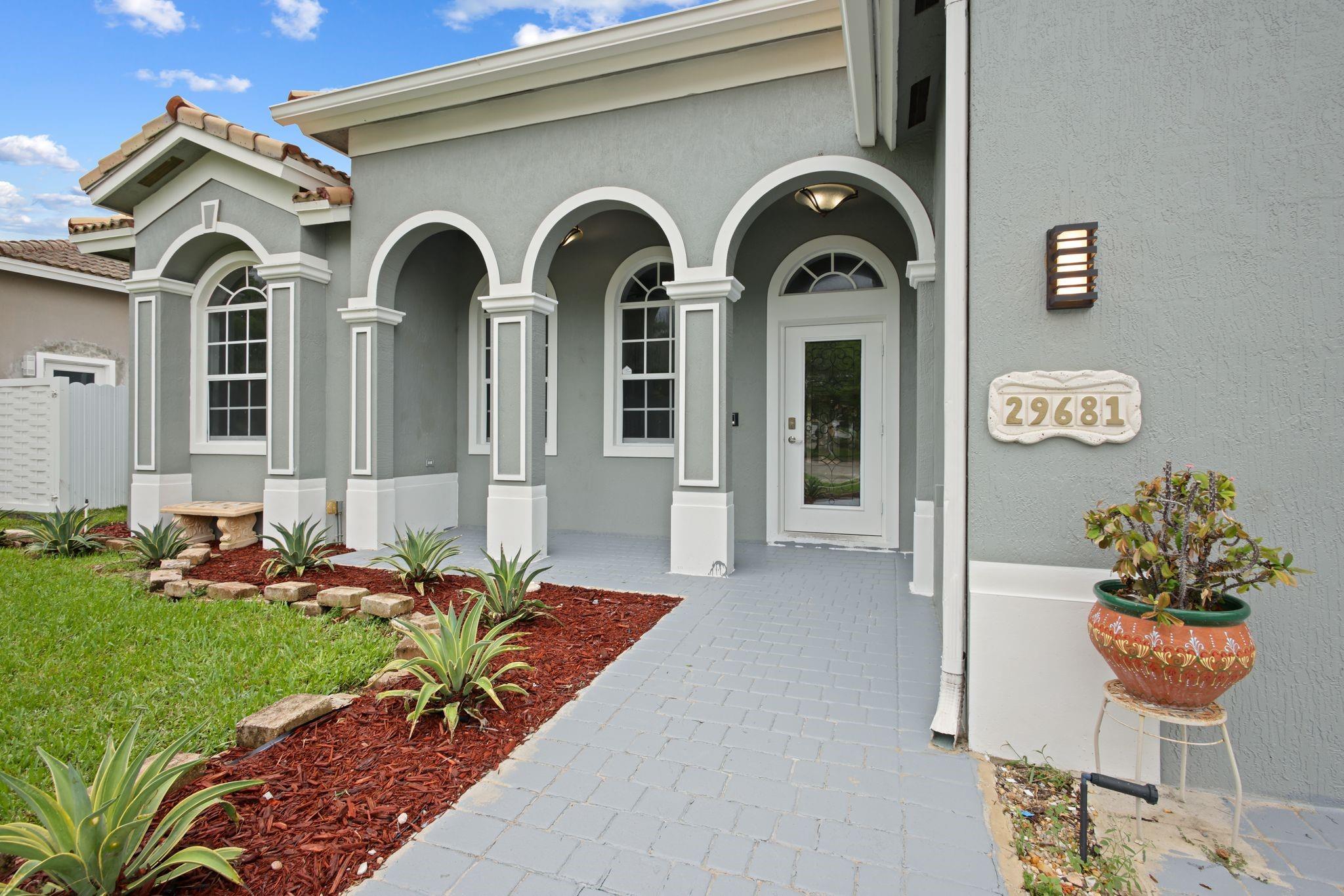 Photo 5 of 31 of 29681 SW 165th Ct house