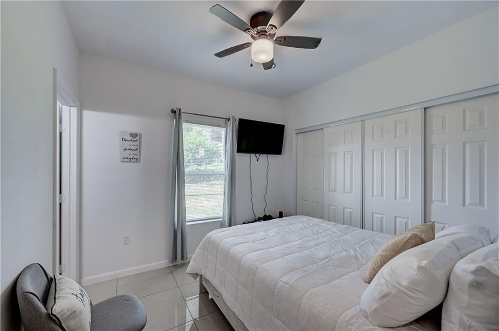 Knowles Court Add - Residential