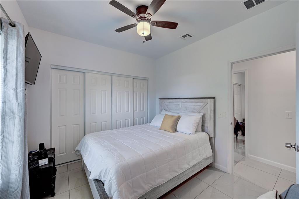 Knowles Court Add - Residential