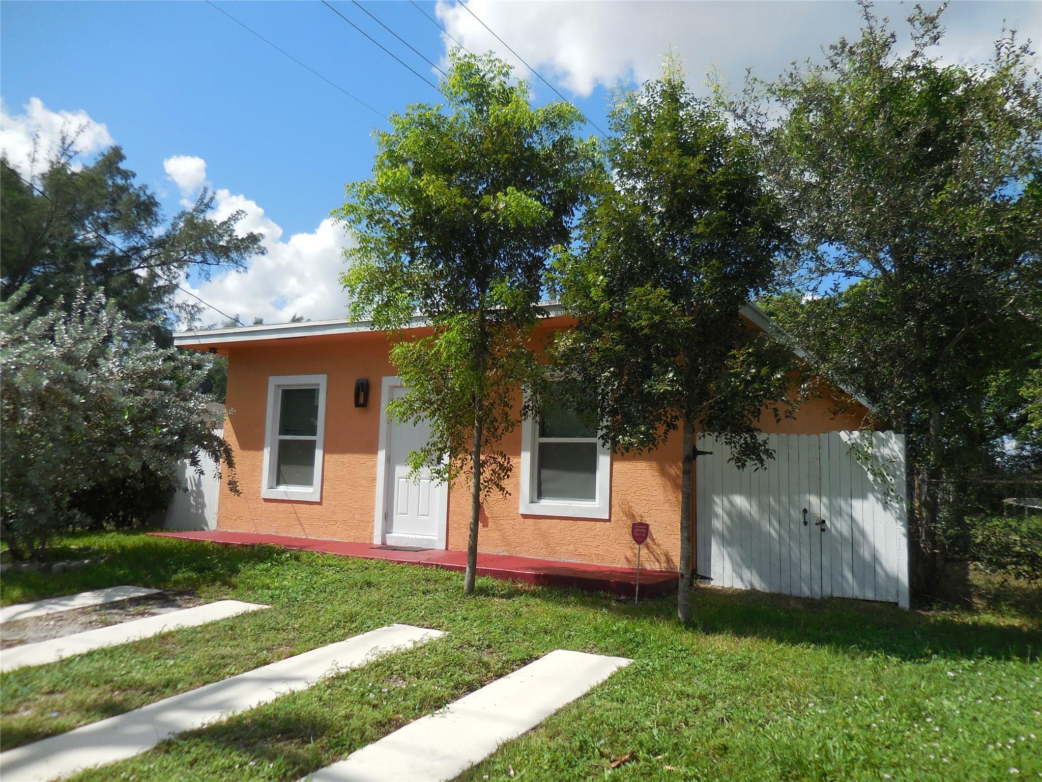 Knowles Court Add - Residential