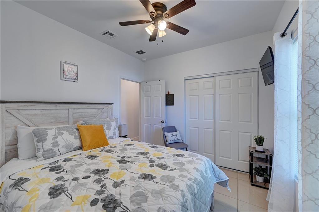 Knowles Court Add - Residential