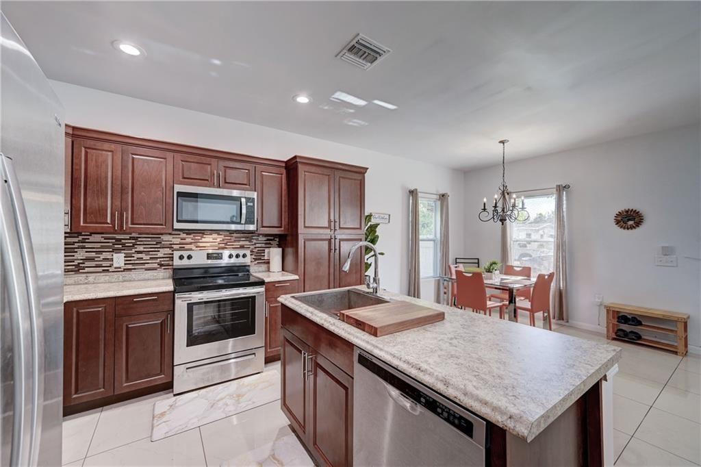 Knowles Court Add - Residential