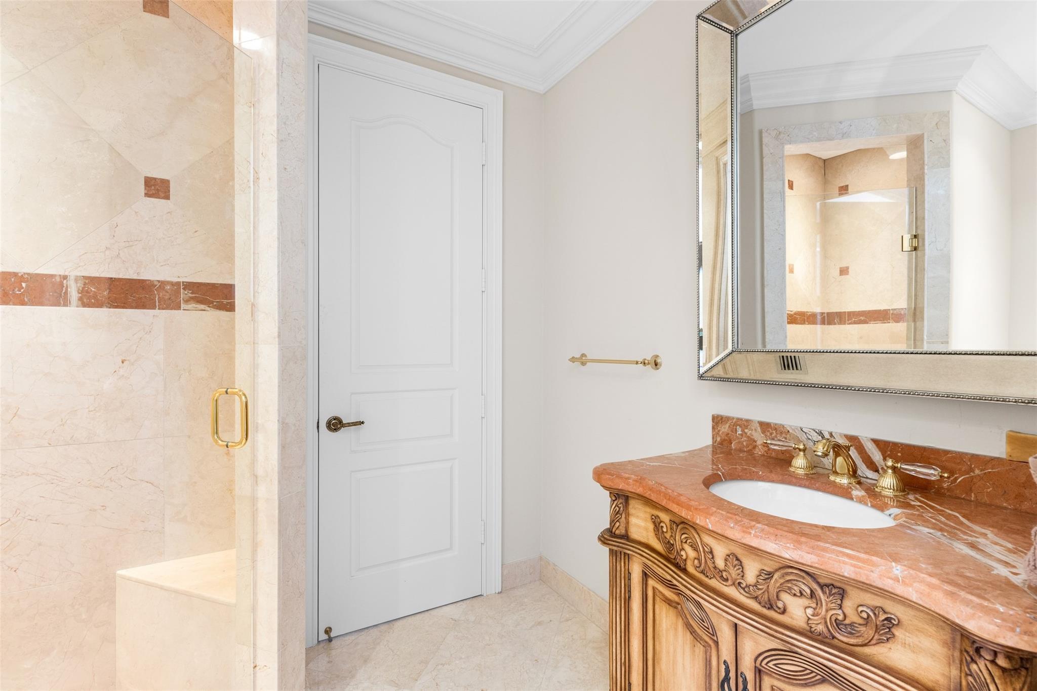 LAUDERDALE ISLE AMEN PLAT - Residential