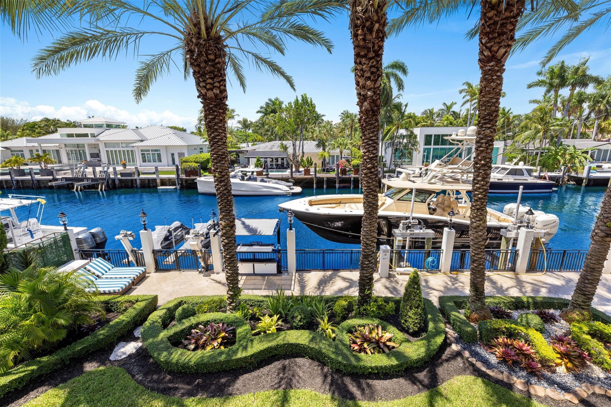 LAUDERDALE ISLE AMEN PLAT - Residential