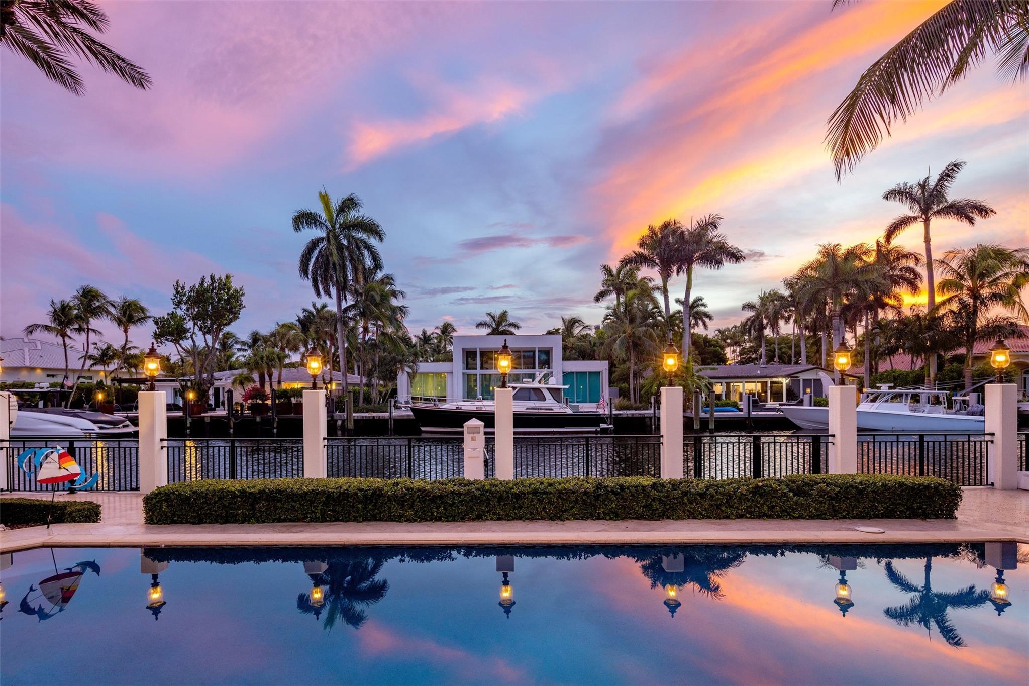 LAUDERDALE ISLE AMEN PLAT - Residential