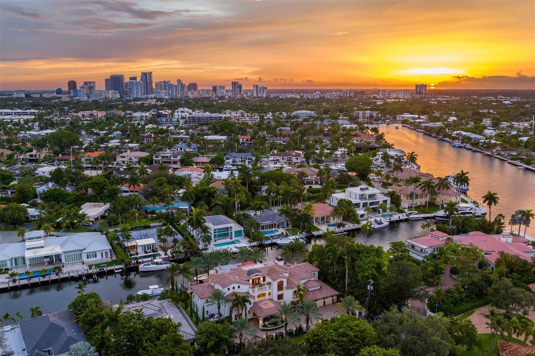 LAUDERDALE ISLE AMEN PLAT - Residential