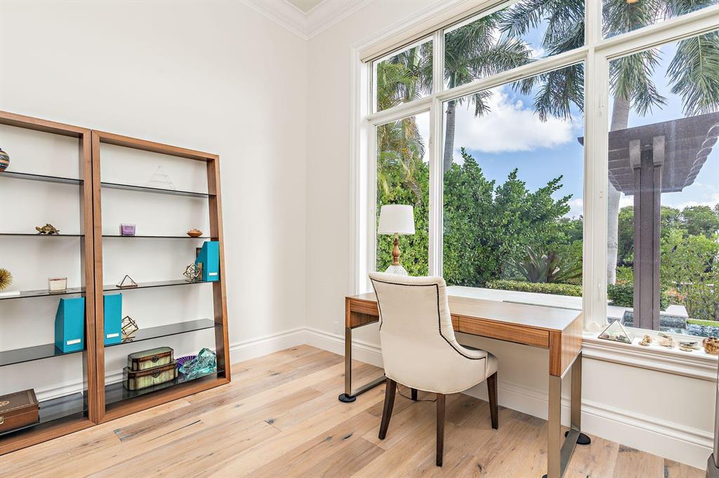 HARBOUR ISLES - Residential