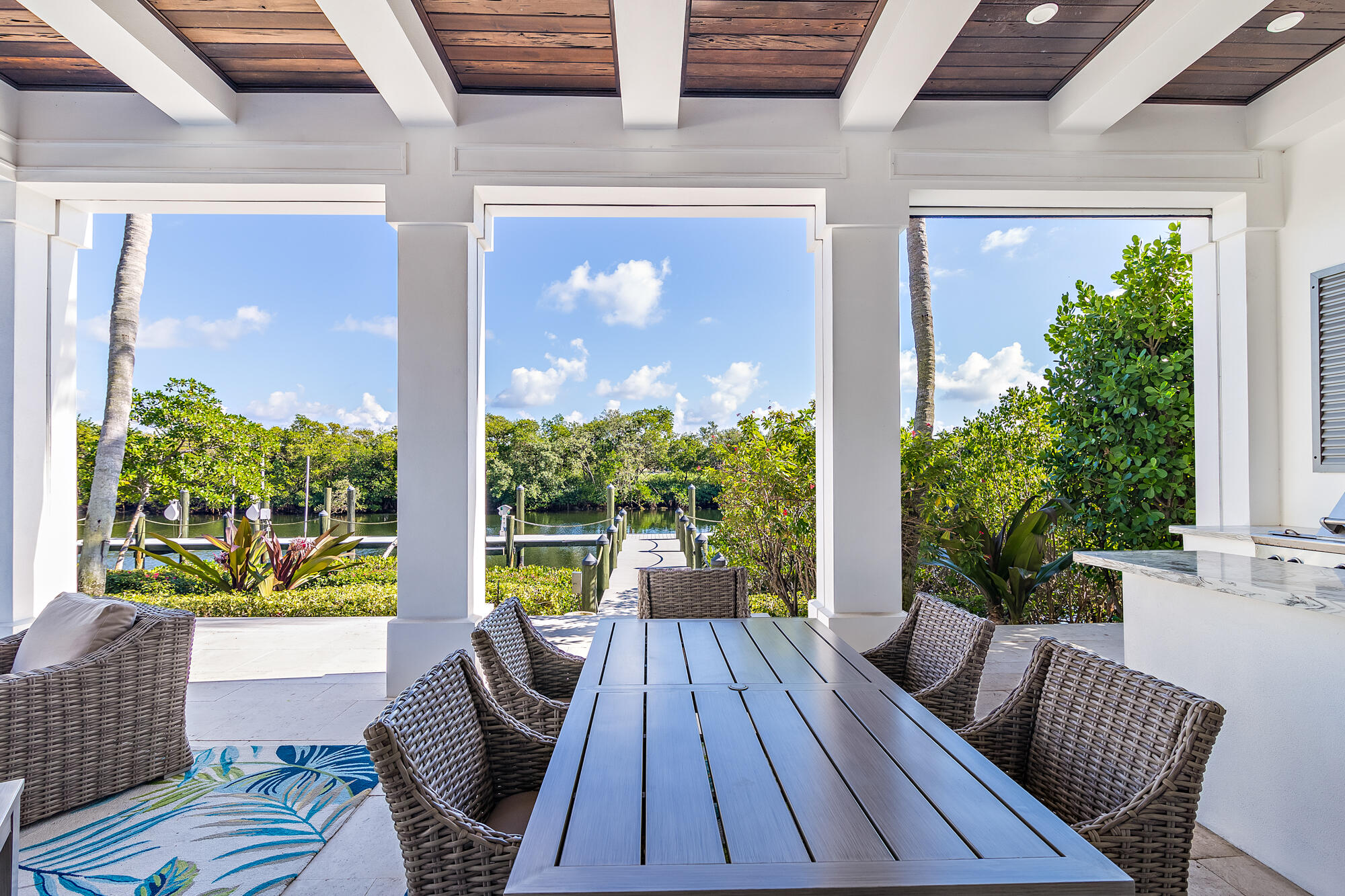 HARBOUR ISLES - Residential