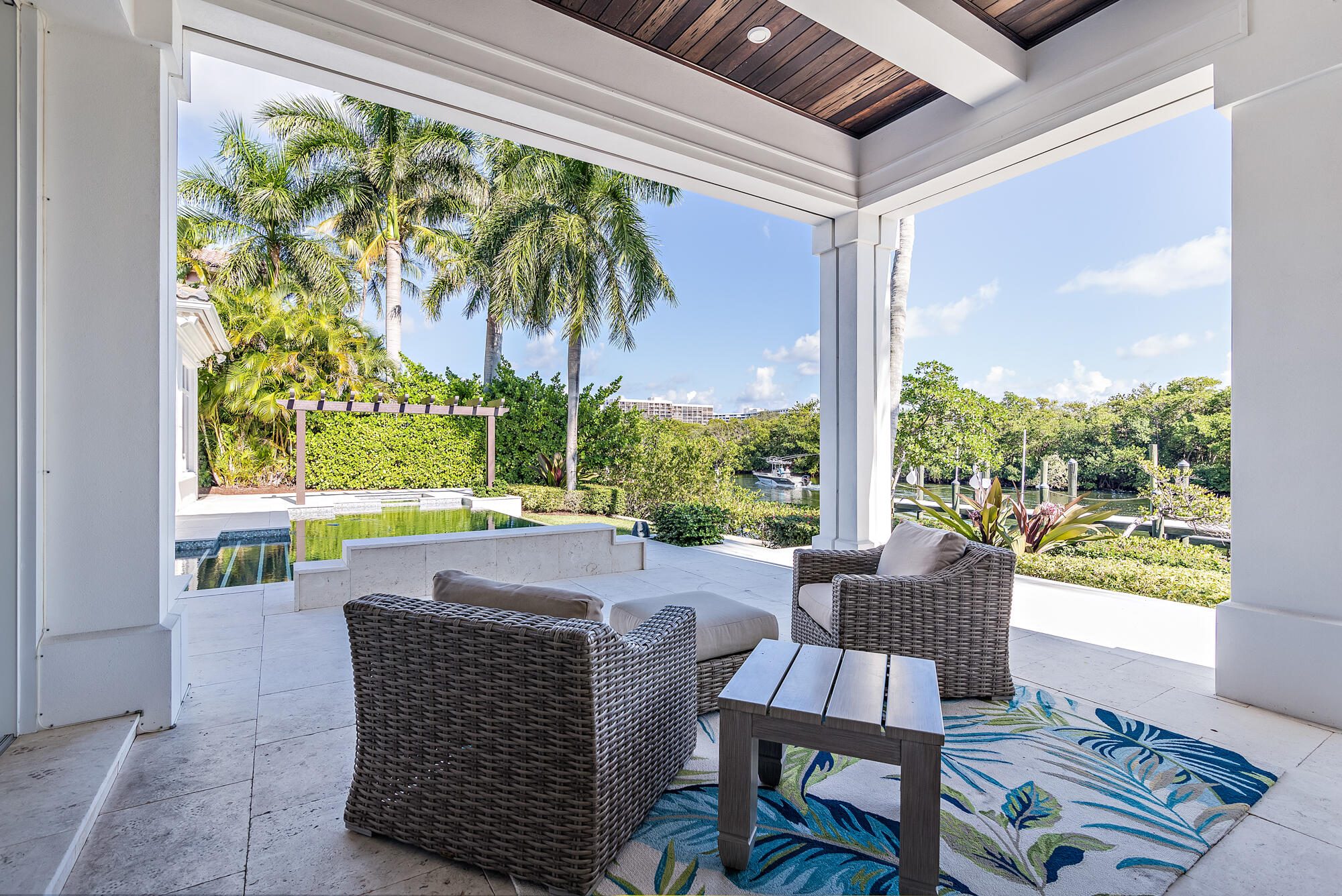 HARBOUR ISLES - Residential