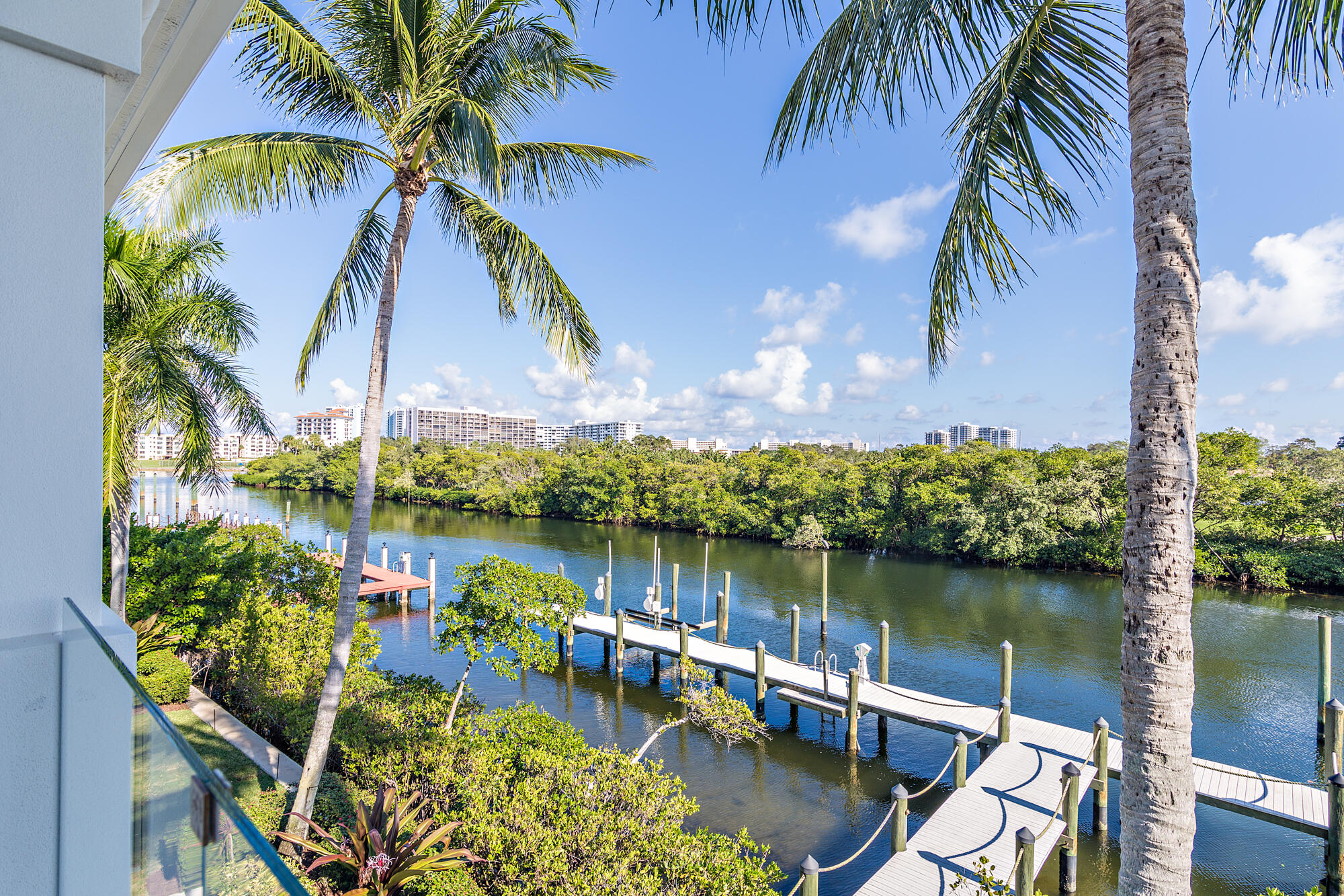 HARBOUR ISLES - Residential