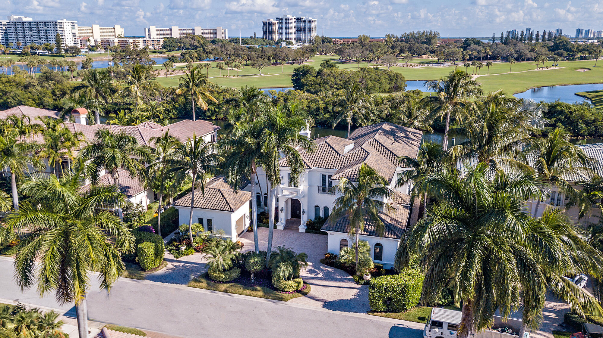 HARBOUR ISLES - Residential