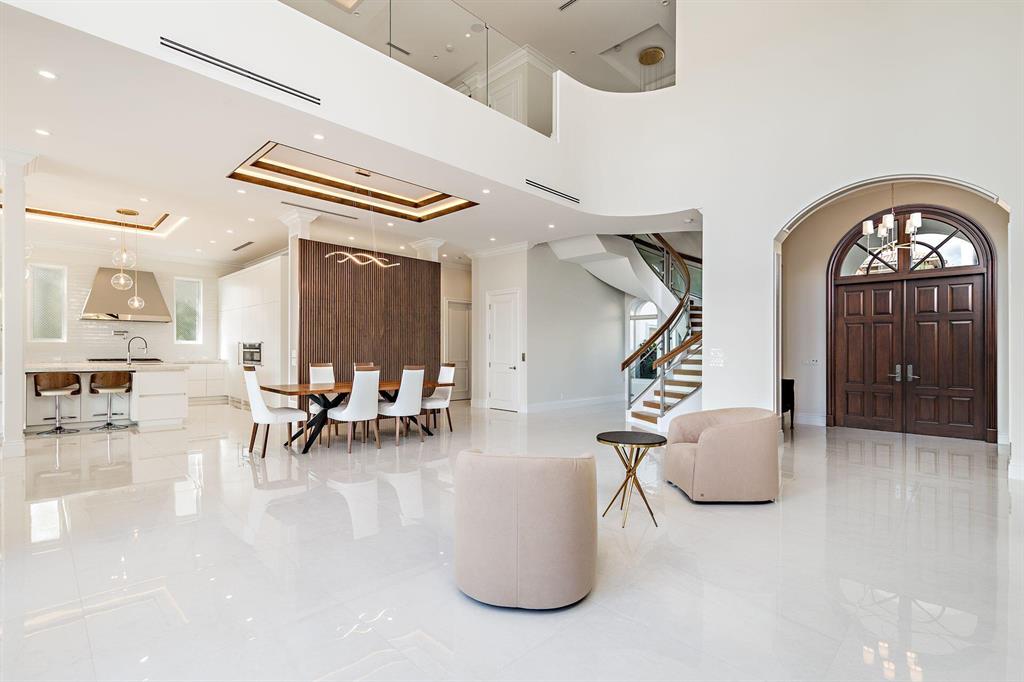 HARBOUR ISLES - Residential