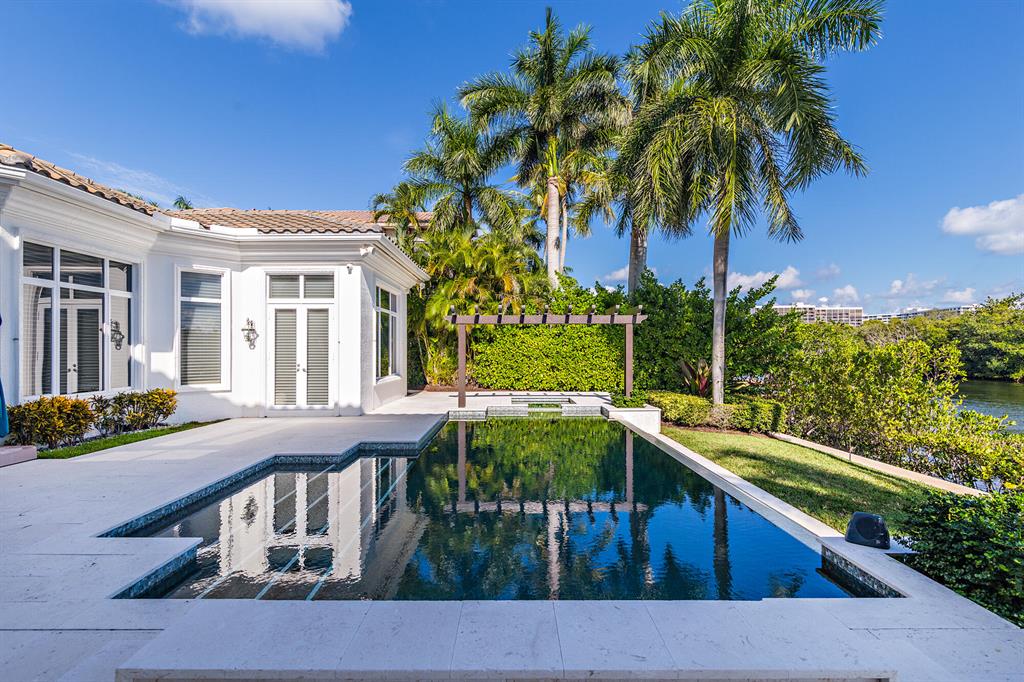 HARBOUR ISLES - Residential