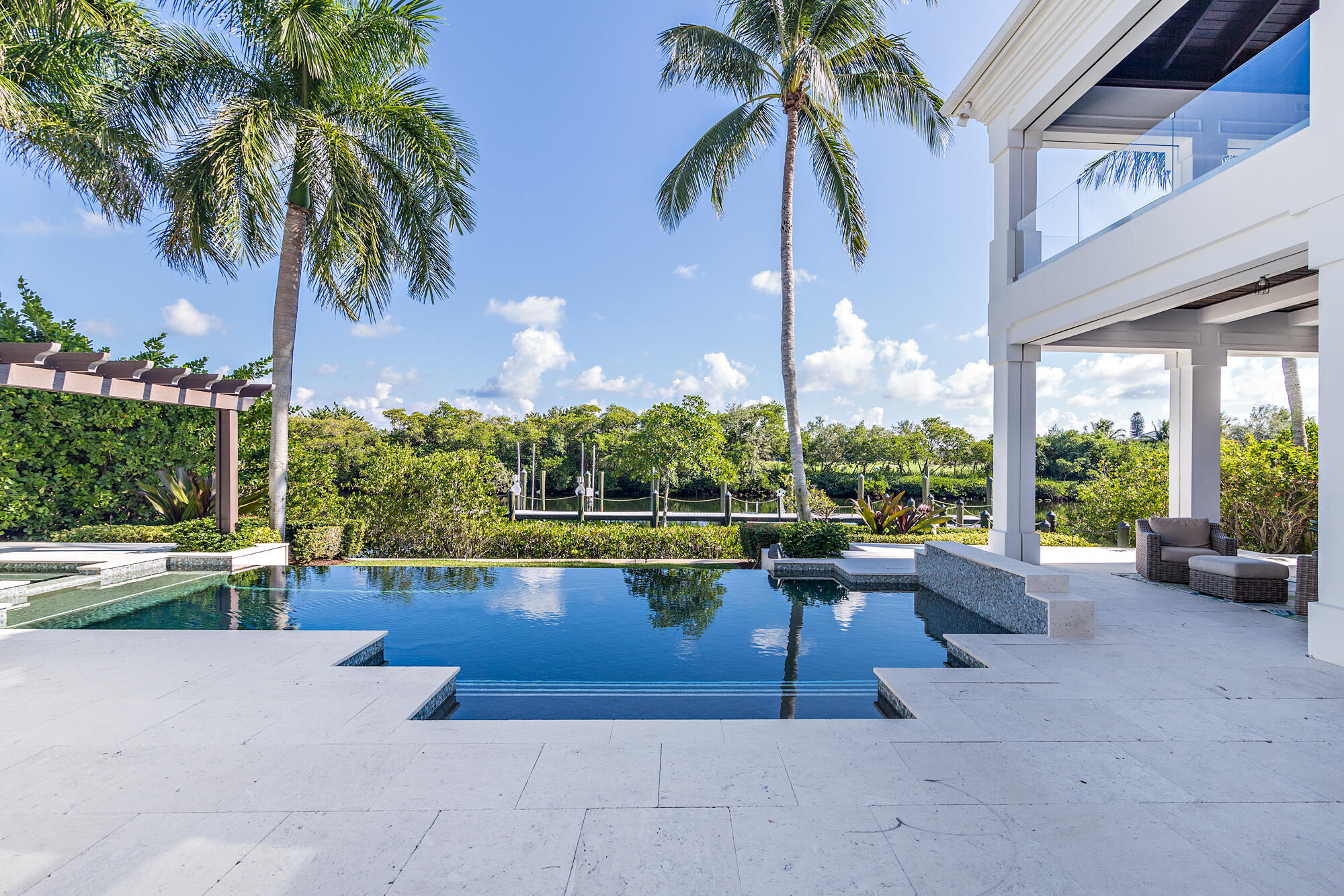 HARBOUR ISLES - Residential