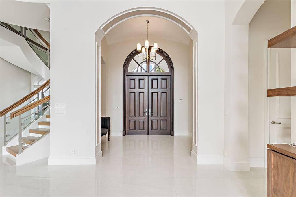 HARBOUR ISLES - Residential