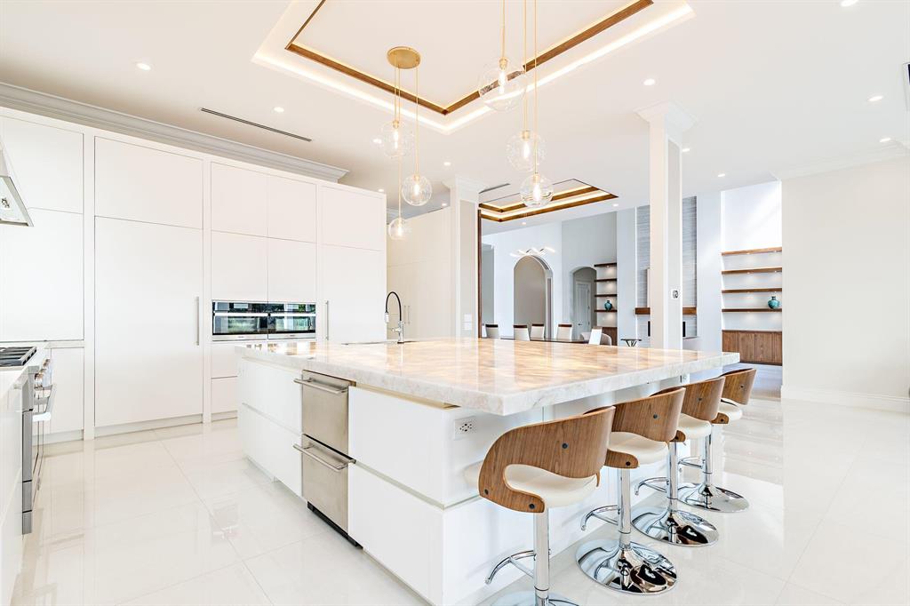 HARBOUR ISLES - Residential