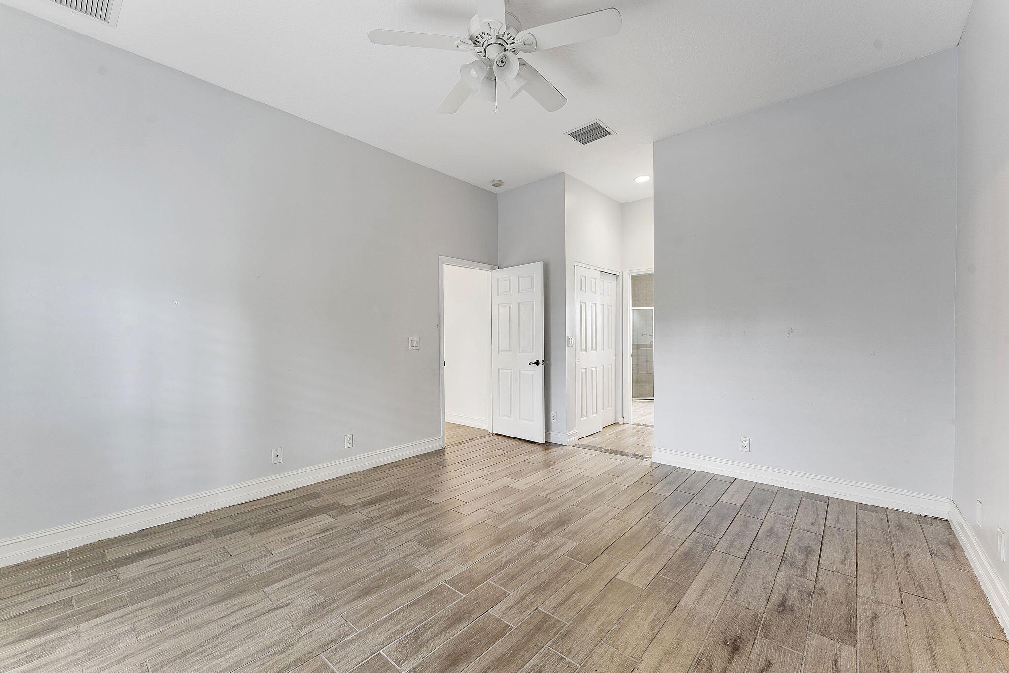 PORT ST LUCIE SECTION 13 - Residential