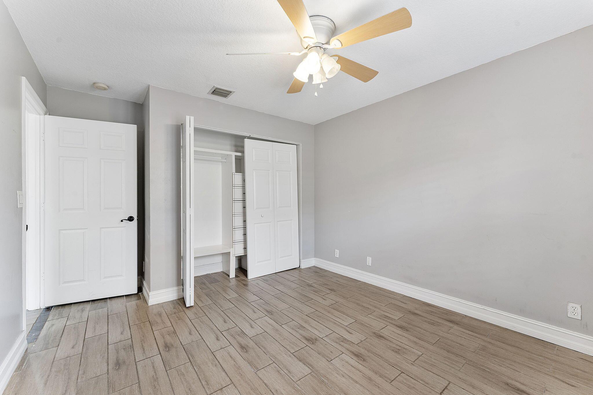 PORT ST LUCIE SECTION 13 - Residential