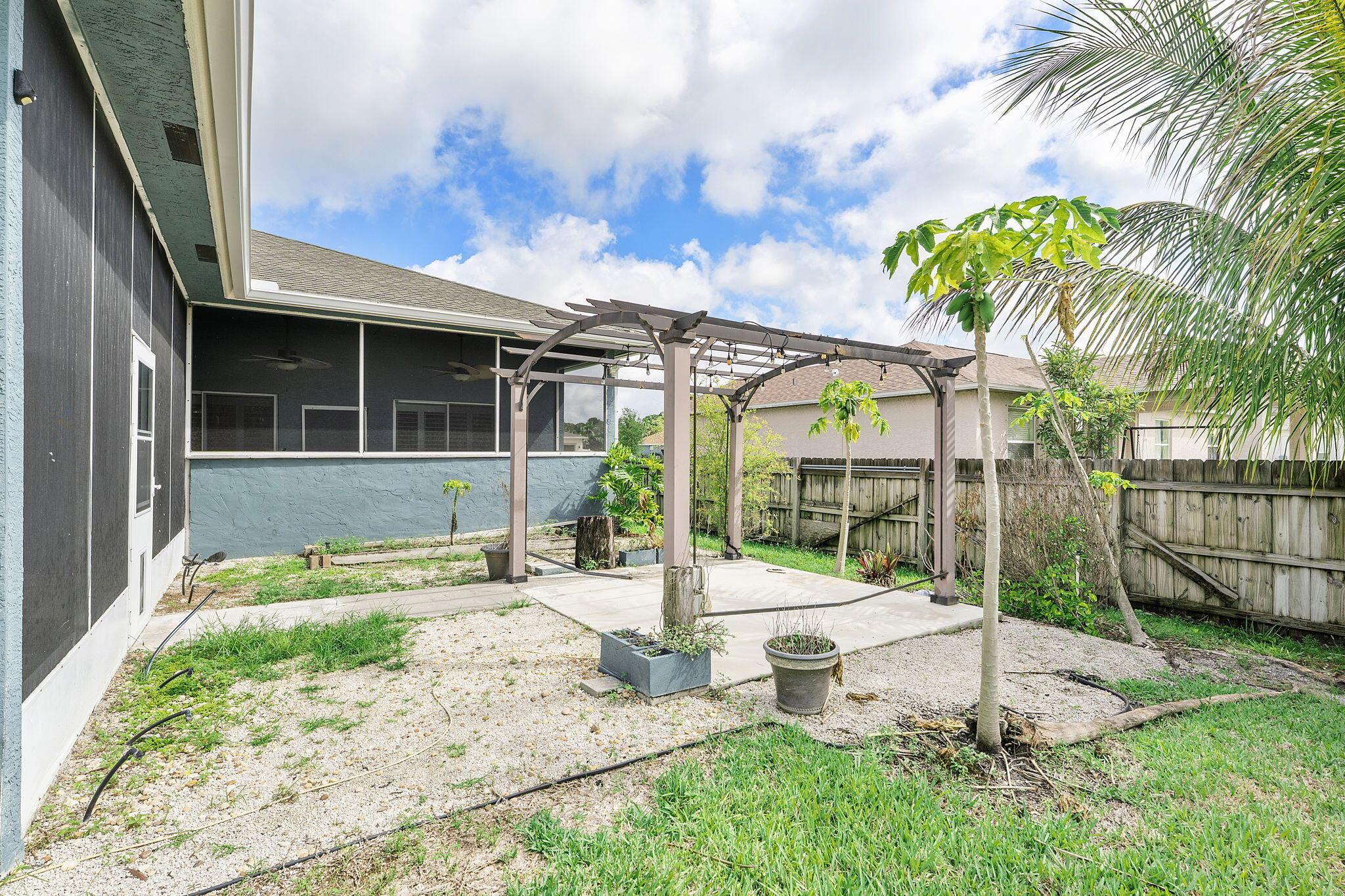PORT ST LUCIE SECTION 13 - Residential