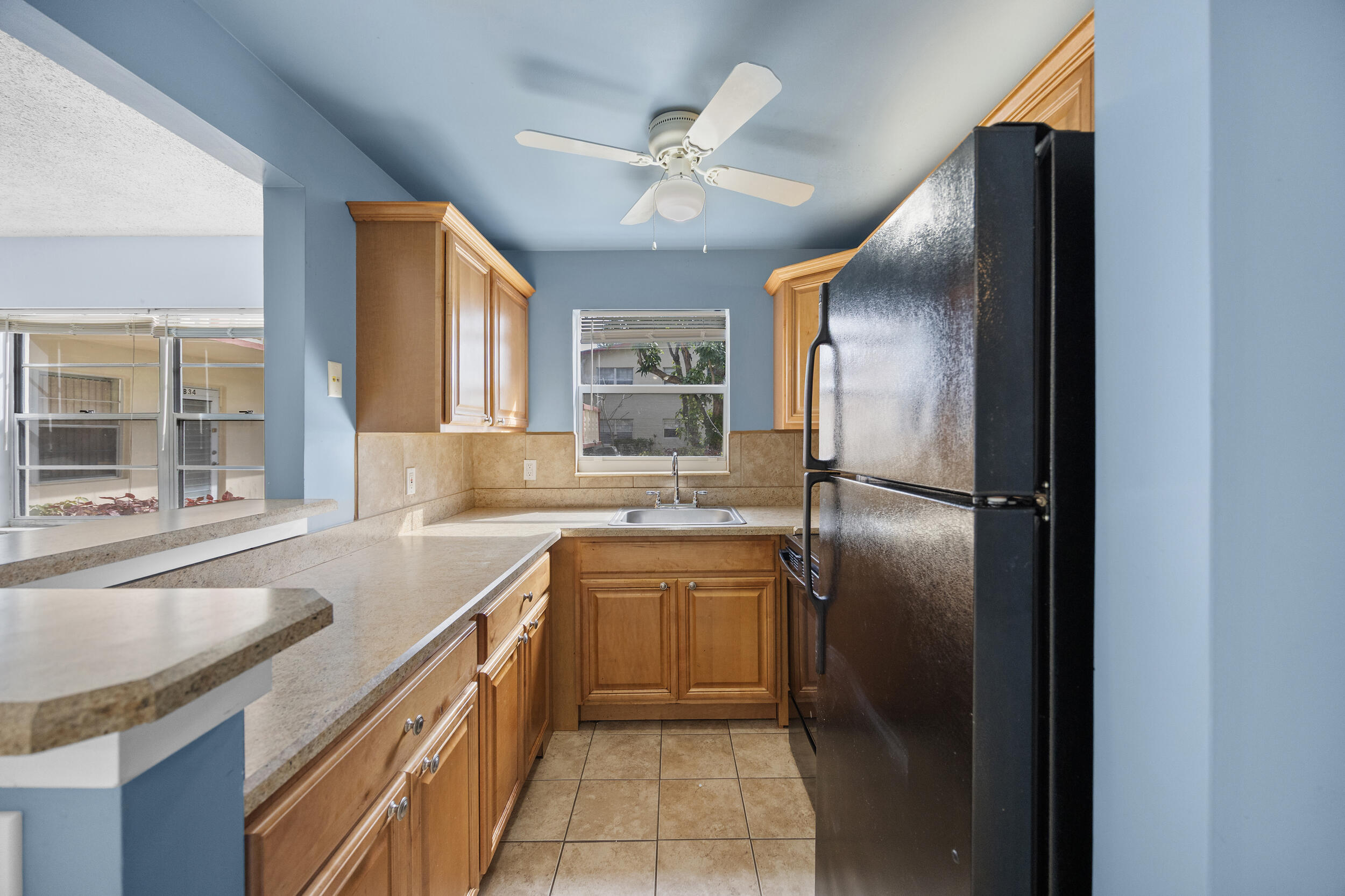 SUSSEX CONDO - Residential