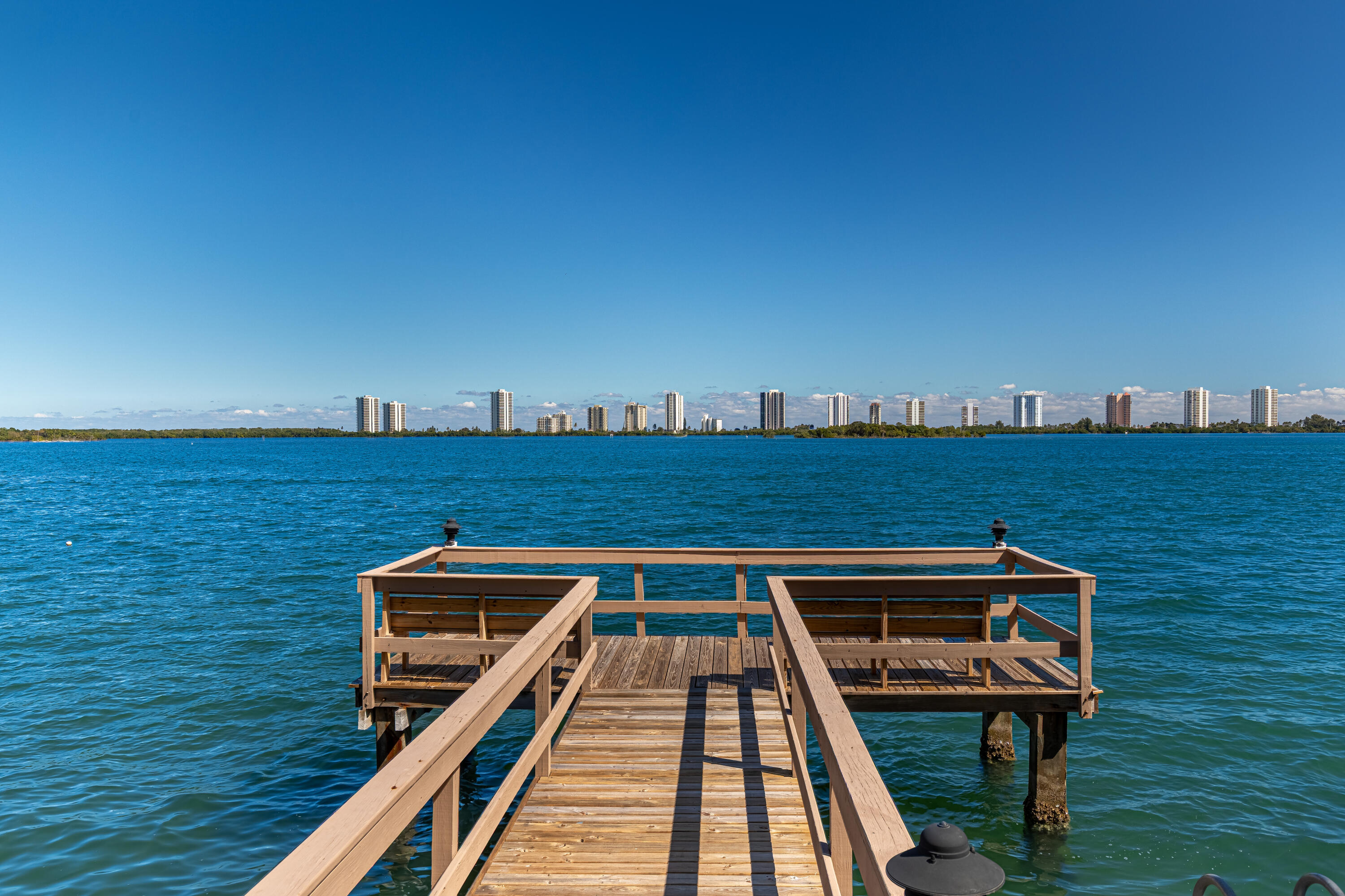 LAKE COLONY APTS ONE INC - Residential