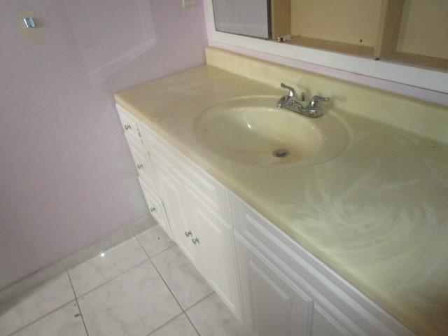 LAKE CLARKE GARDENS - Residential