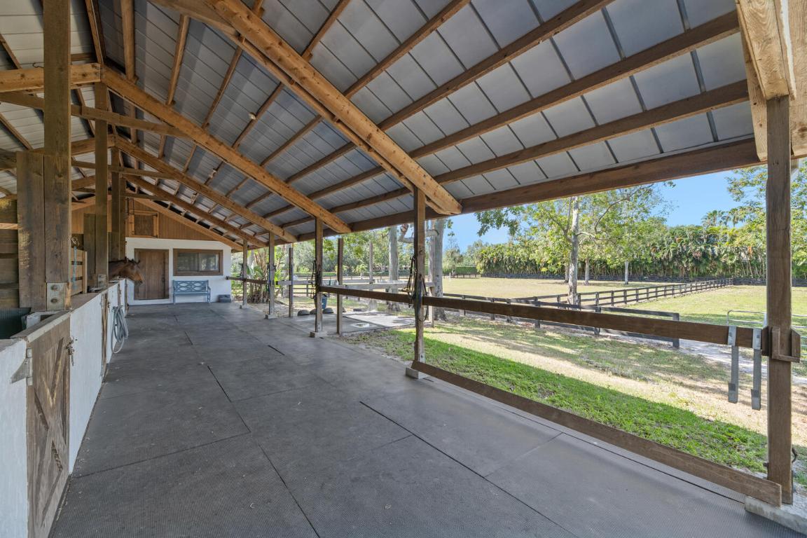 Palm Glade Ranches - South Shore -  S of Lake Wort - Residential