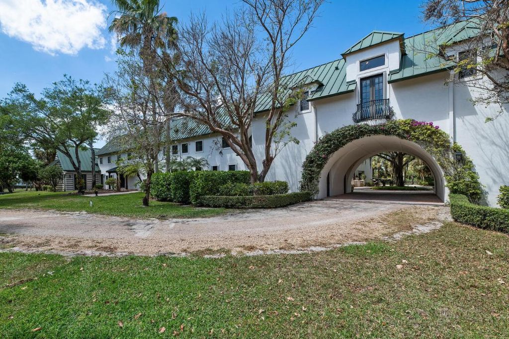 Photo of 13401 55th Street S, Wellington, FL 33449 (MLS # R11063339)