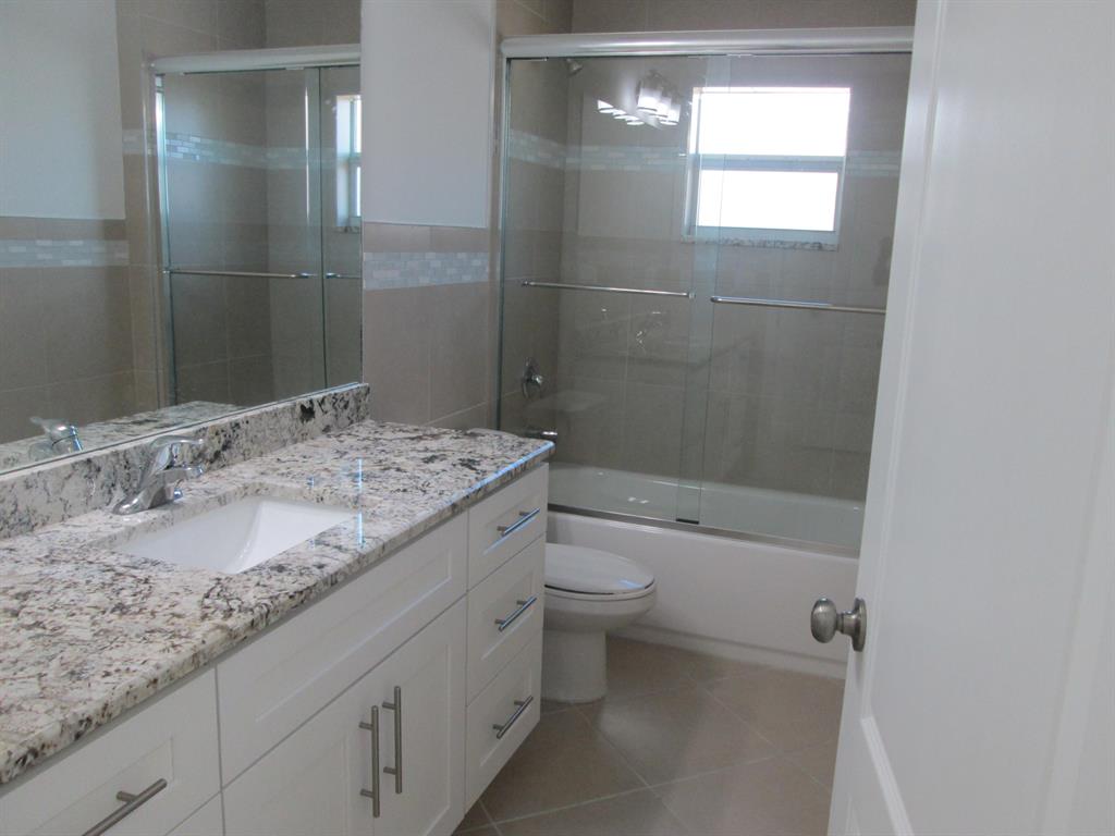 PORT ST LUCIE SECTION 8 - Residential