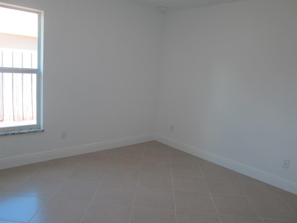 PORT ST LUCIE SECTION 8 - Residential