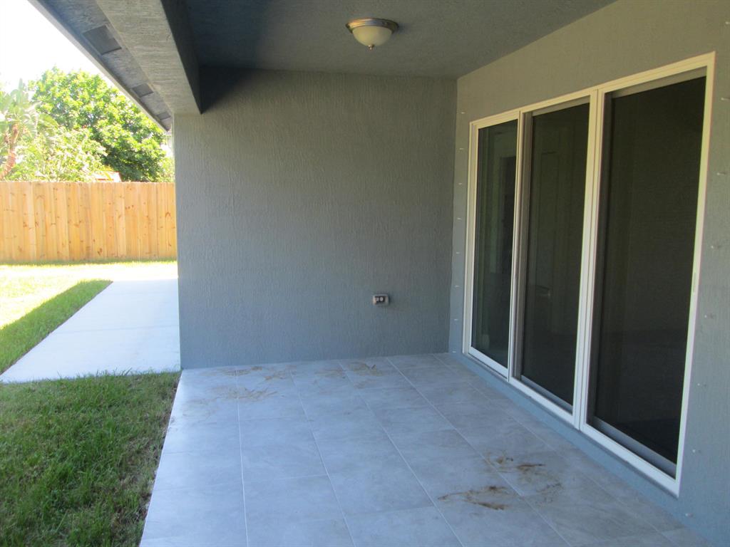 PORT ST LUCIE SECTION 8 - Residential