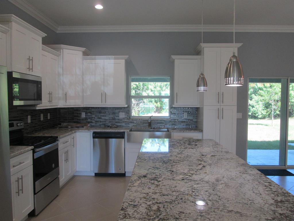 PORT ST LUCIE SECTION 8 - Residential