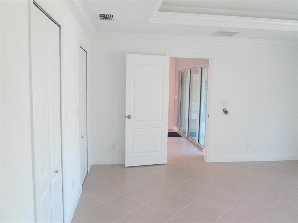 PORT ST LUCIE SECTION 8 - Residential