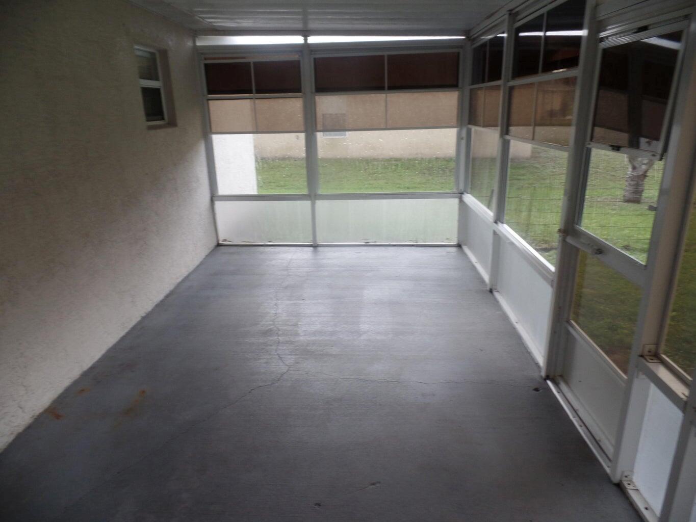 PORT ST LUCIE SECTION 33 - Residential Lease