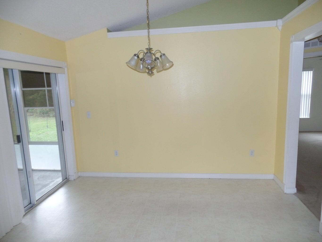 PORT ST LUCIE SECTION 33 - Residential Lease