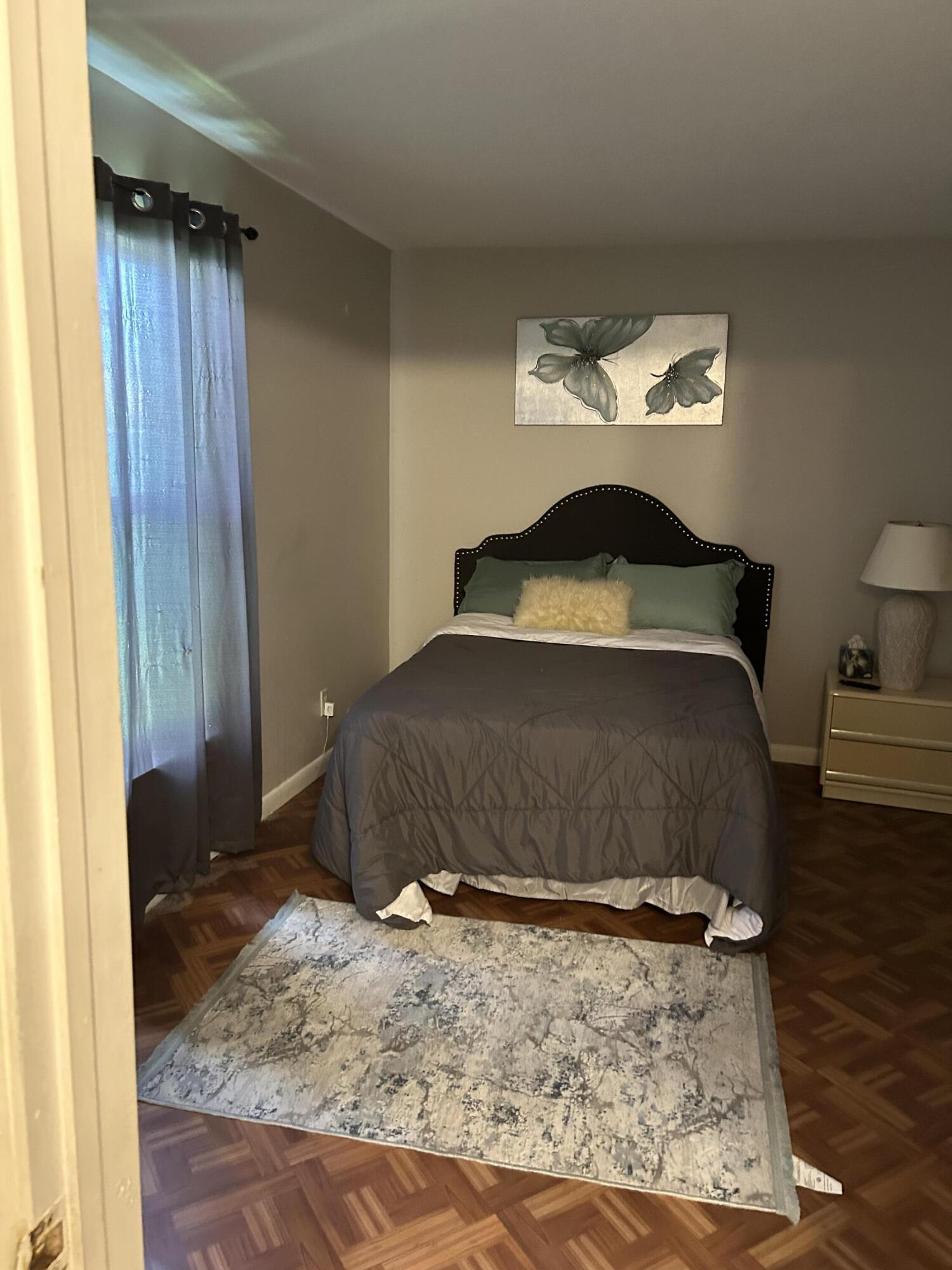 BOYNTON HILLS - Residential Lease