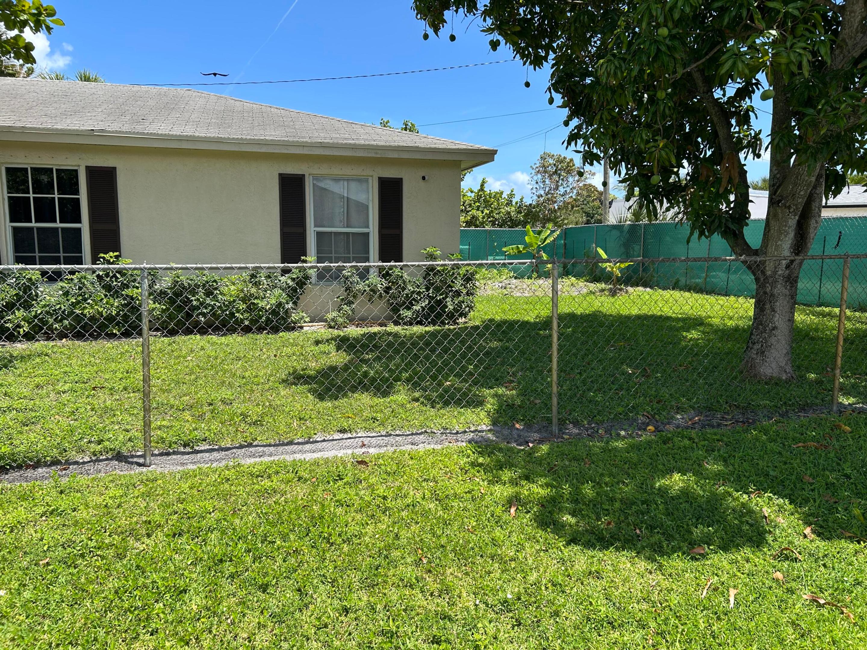 BOYNTON HILLS - Residential Lease