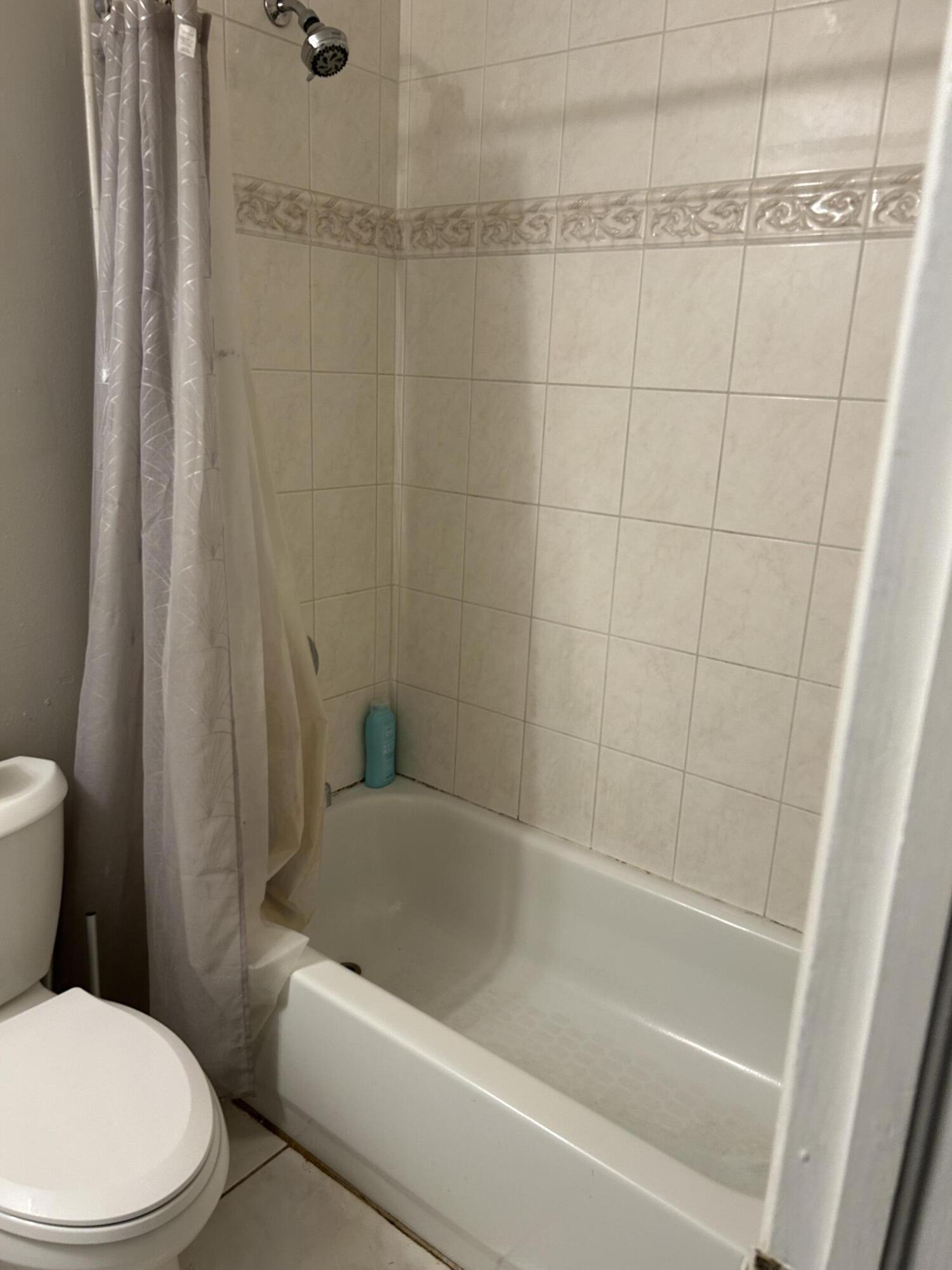 BOYNTON HILLS - Residential Lease