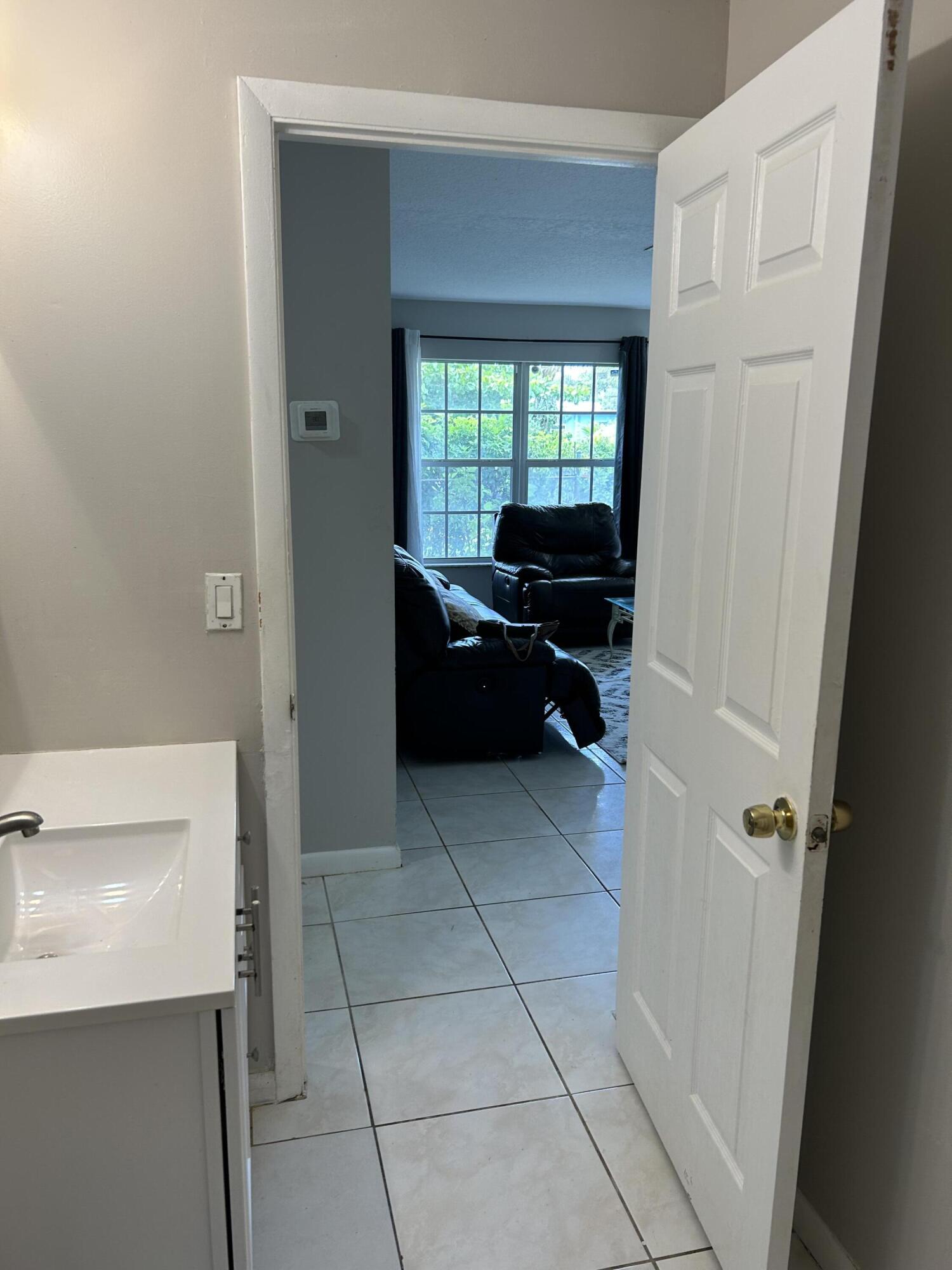 BOYNTON HILLS - Residential Lease