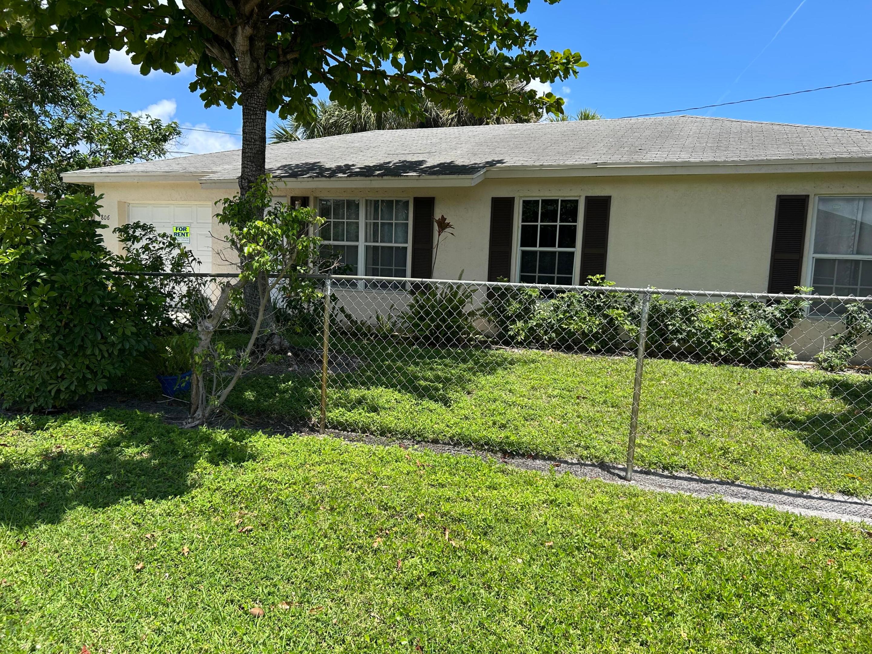 BOYNTON HILLS - Residential Lease