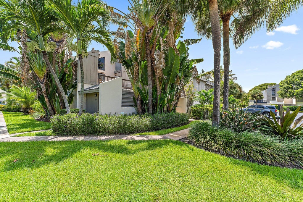 Photo of 1605 S US Highway 1 #5a, Jupiter, FL 33477 (MLS # B26071189)