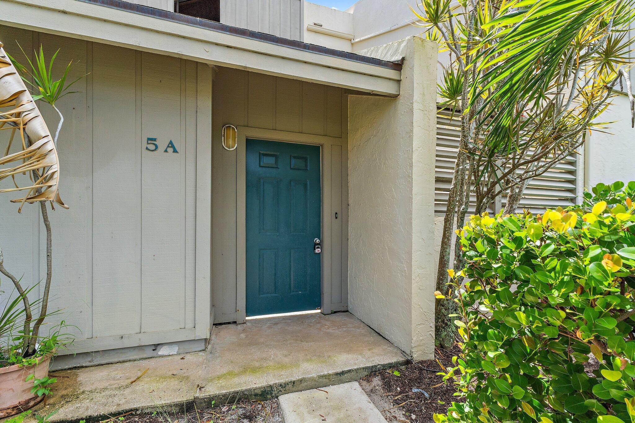 1605 S US Highway 1 5a